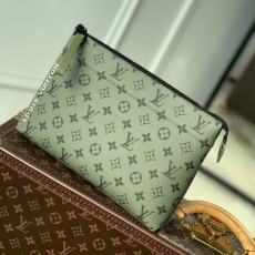 LV Clutch Bags